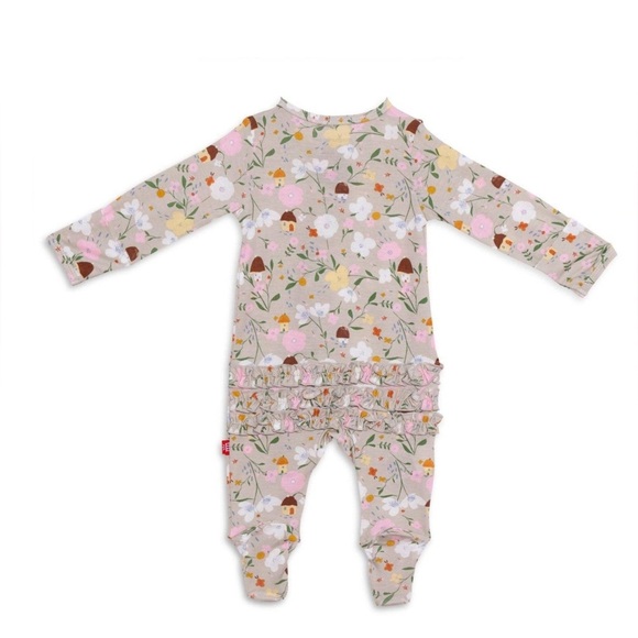 Magnetic Me Portabella Posies Modal Bamboo Magnetic Ruffle Footie - Picture 2 of 10